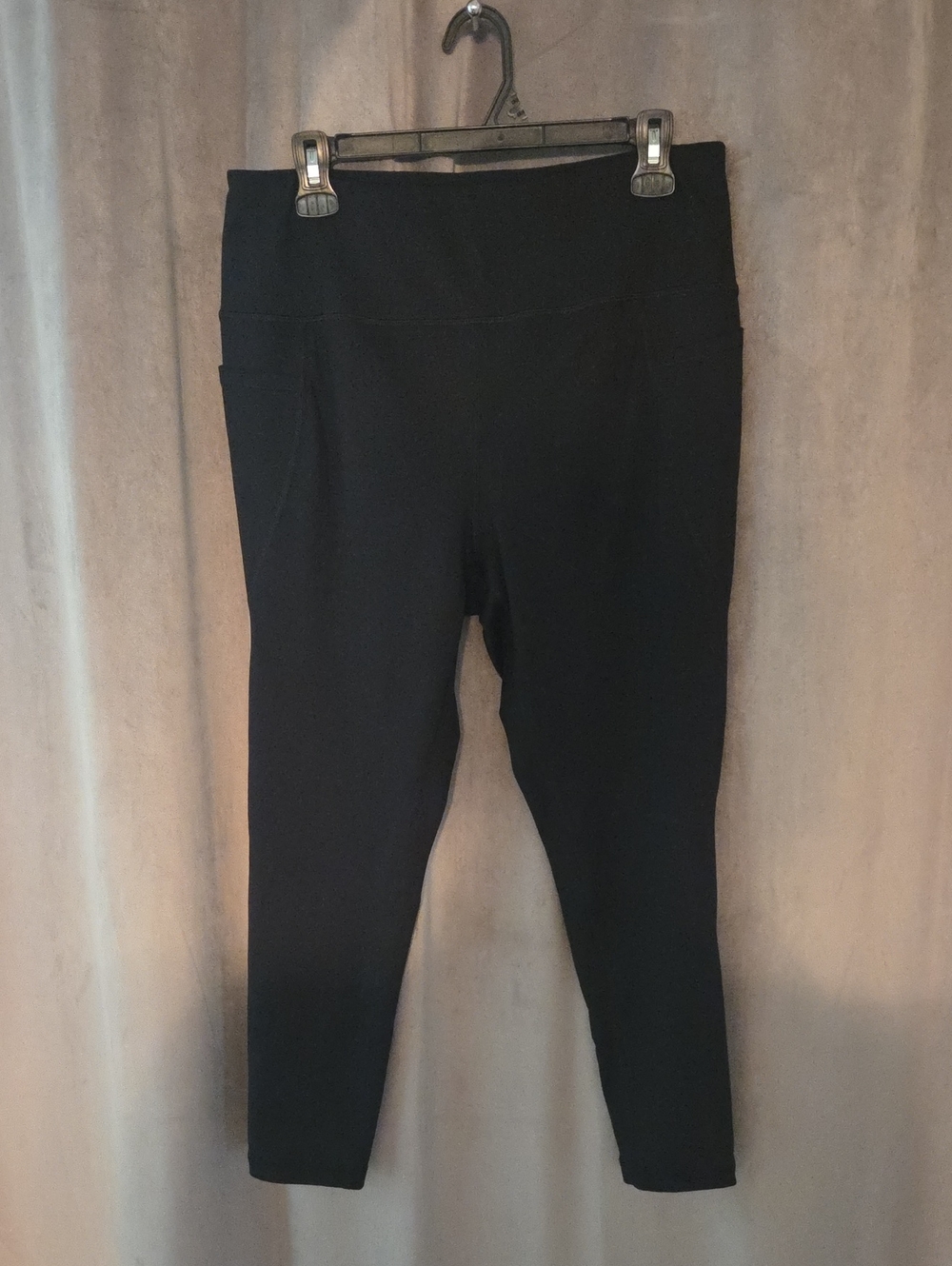 Athletic Works XL Black High Waist Leggings with Side Phone Pocket